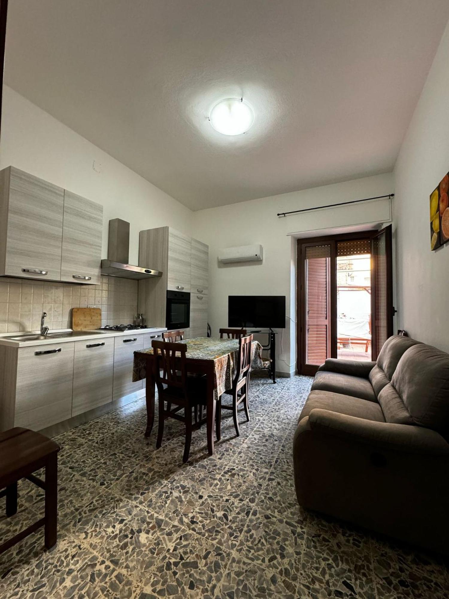 Pm 41 Via Ennio Porrino Guest House Alghero Exterior photo