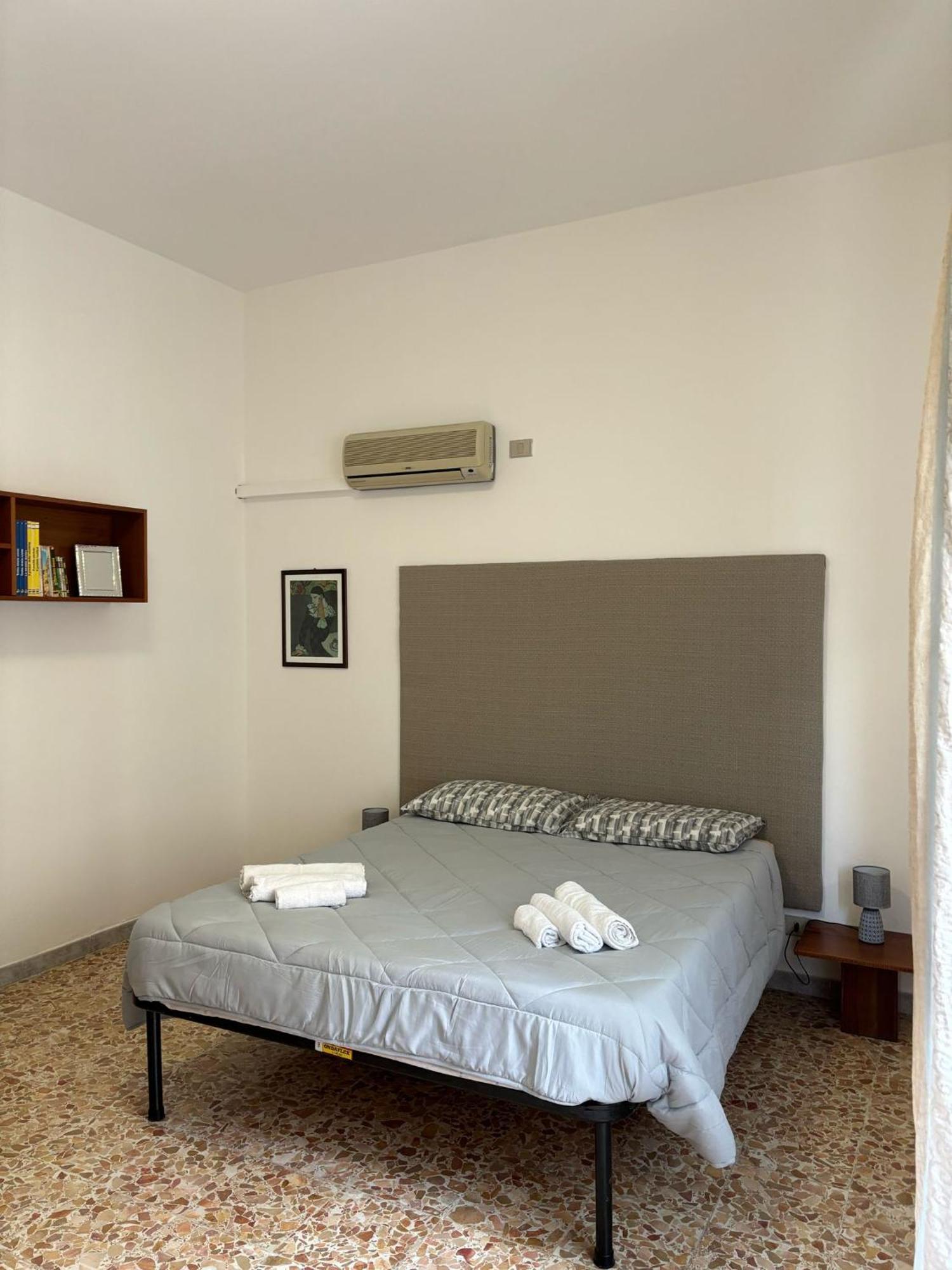 Pm 41 Via Ennio Porrino Guest House Alghero Exterior photo