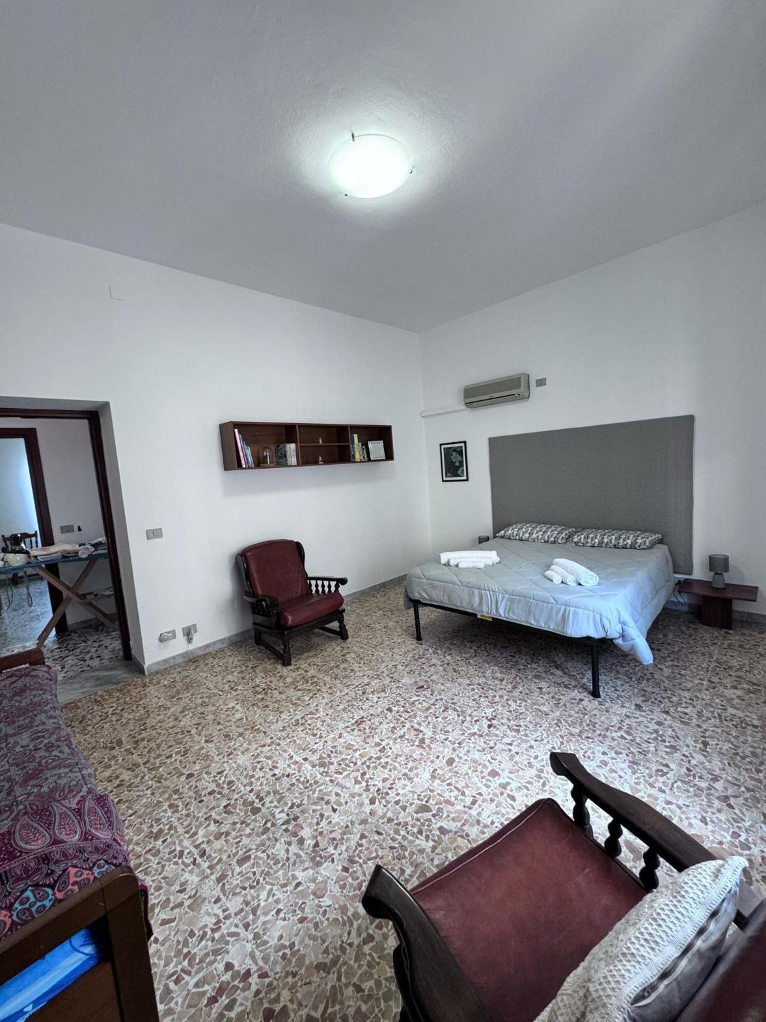 Pm 41 Via Ennio Porrino Guest House Alghero Exterior photo